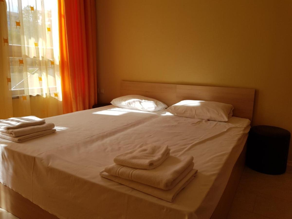 Golden Sands Rentals Apartments Luaran gambar