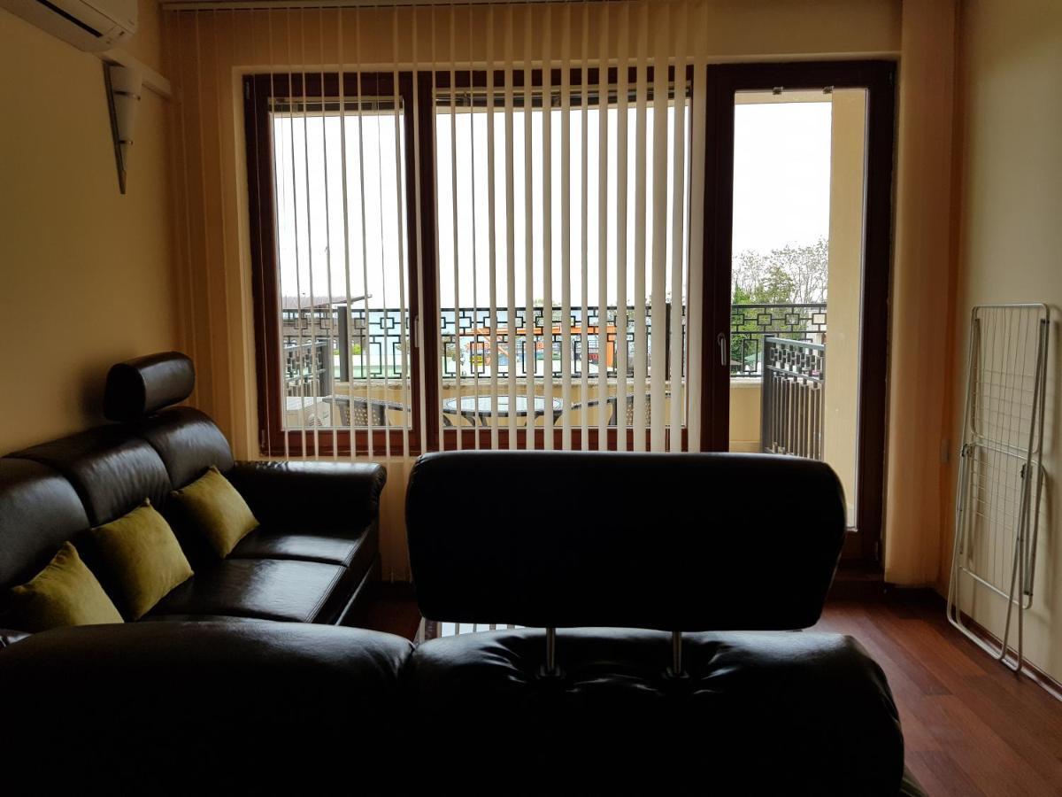 Golden Sands Rentals Apartments Luaran gambar